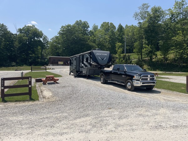 RV 301 40x80 site Photo 2