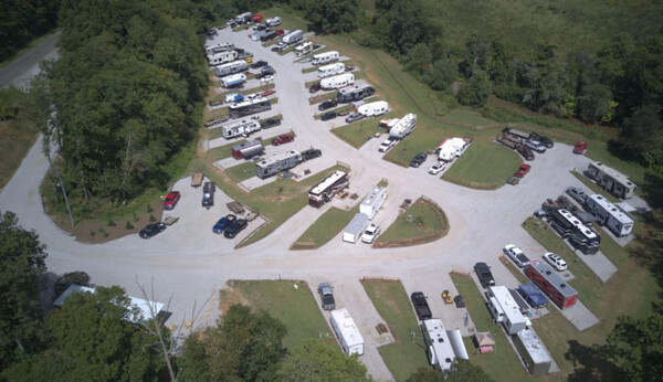 RV 301 40x80 site Photo 4